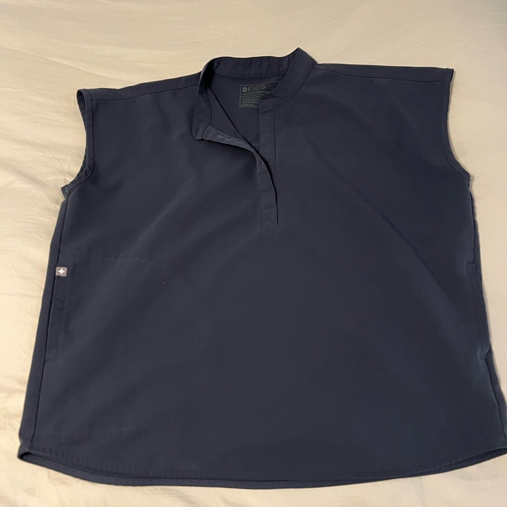 Figs Navy Short Sleeve Women's Top